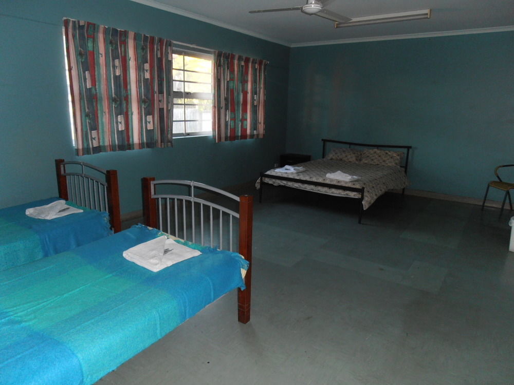 Motel Buzers Scarness Esterno foto