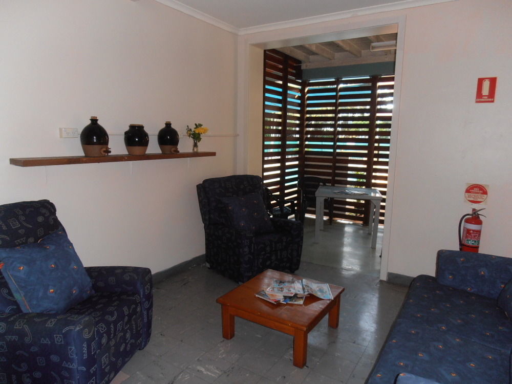 Motel Buzers Scarness Esterno foto