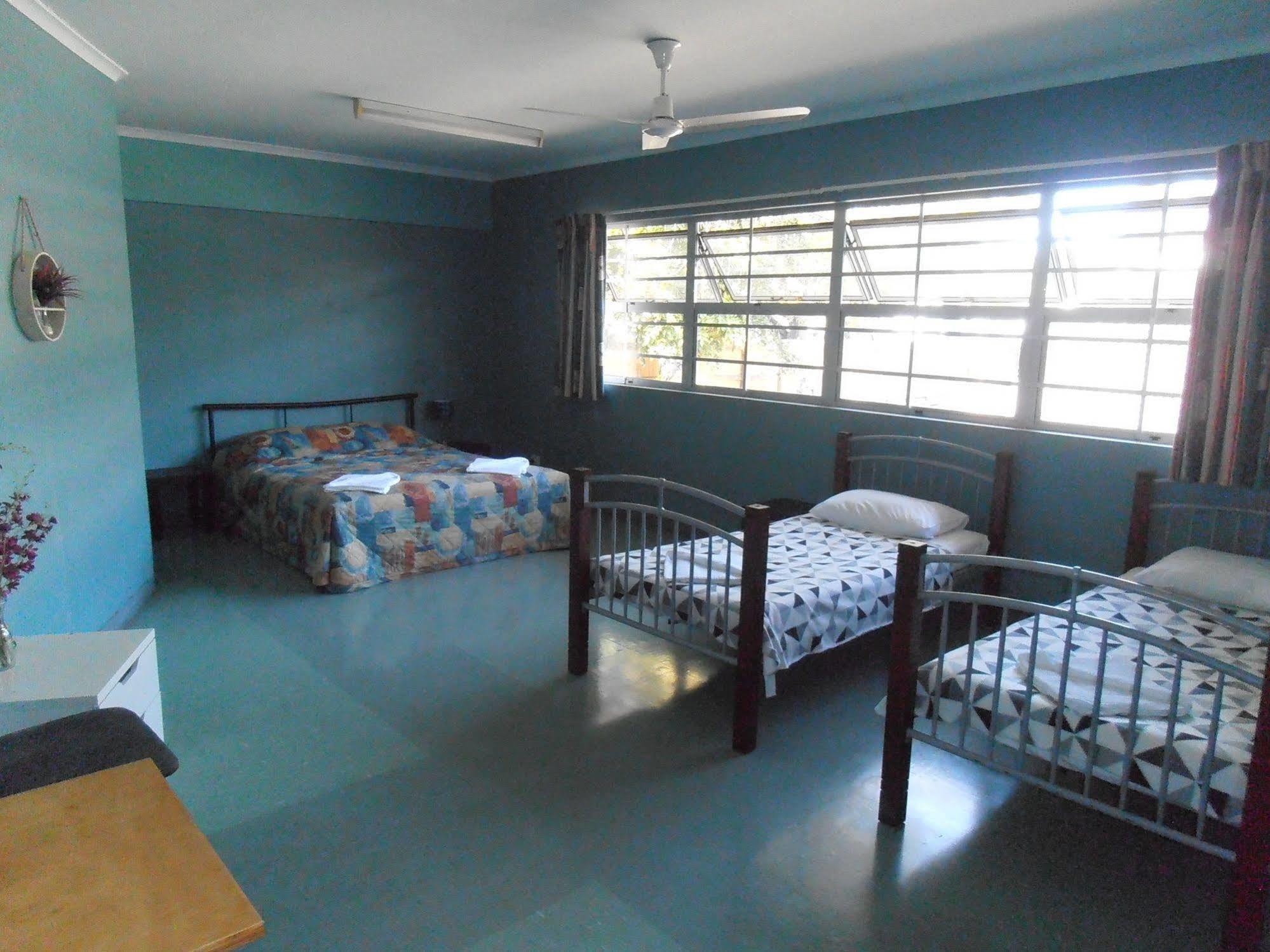 Motel Buzers Scarness Esterno foto