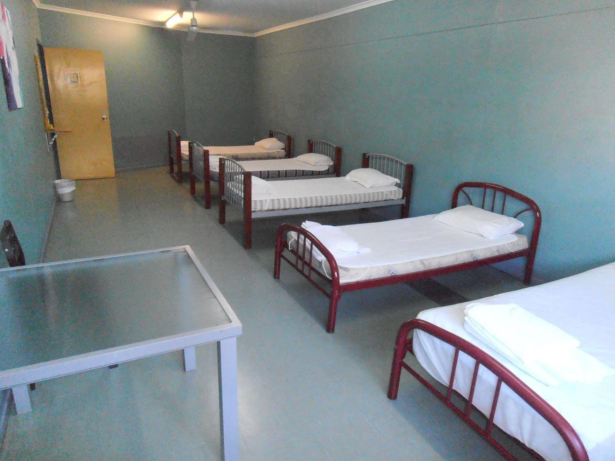 Motel Buzers Scarness Esterno foto